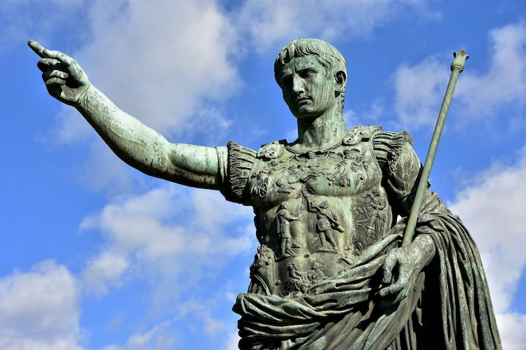 El breve pero importante reinado del Emperador Romano del 37 al 41